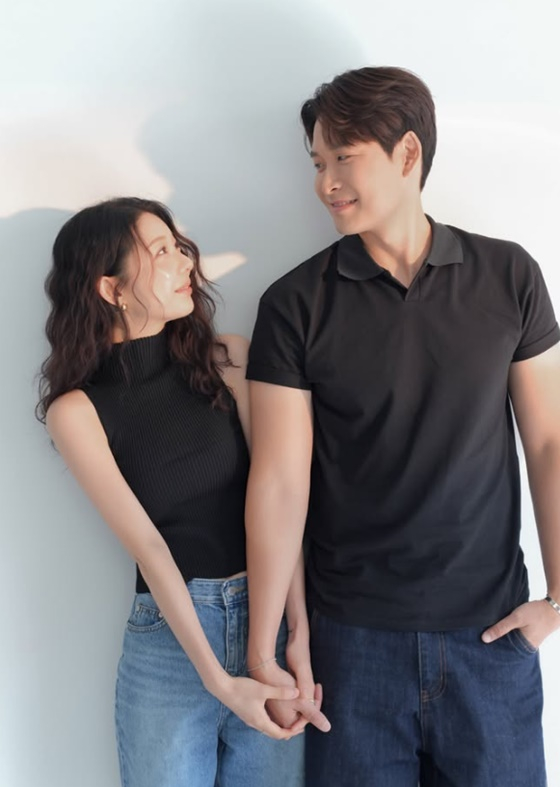 김우림(왼쪽), 정겨운 부부/사진=김우림 SNS