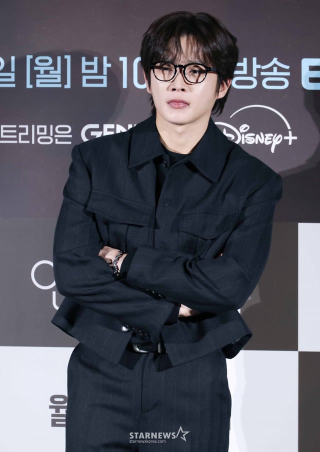 Actor Kim Min-seok poses at the production press conference for ENA's new Monday-Tuesday drama 'Yeon Ae (Dr.)', held on the afternoon of the 2nd at Seoul CGV Yongsan iPark Mall. /October 2, 2026 /Photo=Lee Dong-hoon photoguy@