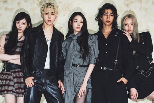 사진제공=더블랙레이블 