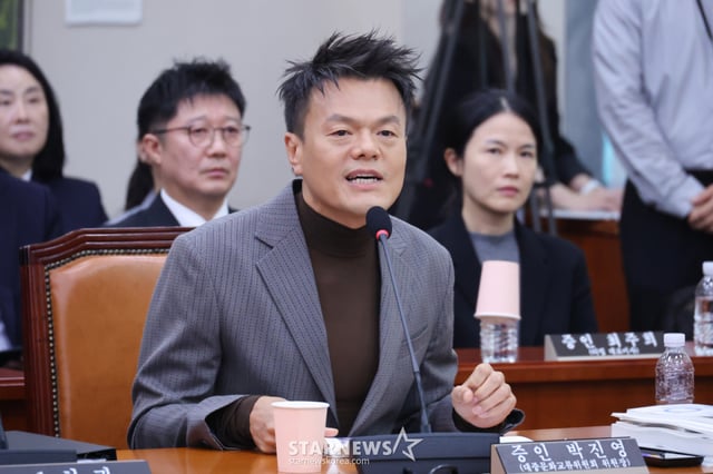 (Seoul=NEWS1) Reporter Shin Woong-su = Park Jin-young, a member of the Popular Culture Exchange Committee under Gong Dong-wi (Director), delivers a business report at the Ministry of Culture, Sports and Tourism’s National Assembly audit held on the 7th at the Seoul Yeouido National Assembly’s Culture, Sports and Tourism Committee. October 7, 2026/NEWS1 Copyright © NEWS1. All rights reserved. Unauthorized reproduction, redistribution, and use for AI learning are prohibited. /Photo=NEWS1) Reporter Shin Woong-su