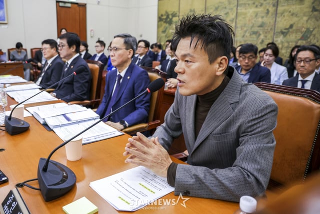 [서울=뉴시스] 정병혁 기자 = 박진영 대통령 직속 대중문화교류위원회 공동위원장이 7일 서울 여의도 국회에서 열린 문화체육관광위원회 문체부 국정감사에서 질문에 답하고 있다. 2026.10.07. jhope@newsis.com /사진=정병혁