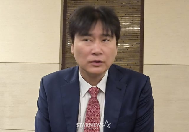 クォン·スンチャン監督が7日午後、ソウルホテルリベラ清潭ベルサイユホールで開かれた2026~2027シーズンプロバレーボール女子部メディアデー事前インタビューで取材陣の質問に答えている。 /写真=朴載昊（パク·ジェホ）記者