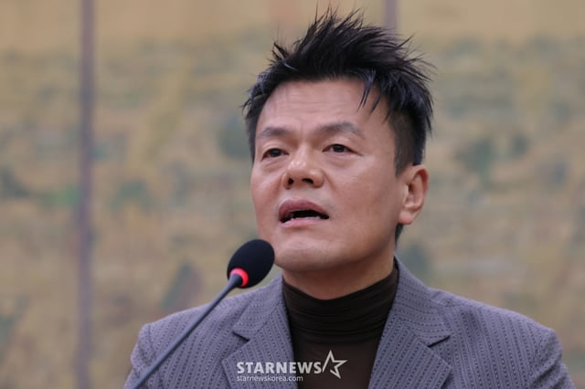 (서울=뉴스1) 황기선 기자 = 박진영 대중문화교류위원회 공동위원장이 7일 서울 여의도 국회 문화체육관광위원회에서 열린 문화체육관광부에 대한 국정감사에서 증인으로 출석, 의원질의에 답하고 있다. 2026.10.7/뉴스1 Copyright © 뉴스1. All rights reserved. 무단 전재 및 재배포, AI학습 이용 금지. /사진=(서울=뉴스1) 황기선 기자