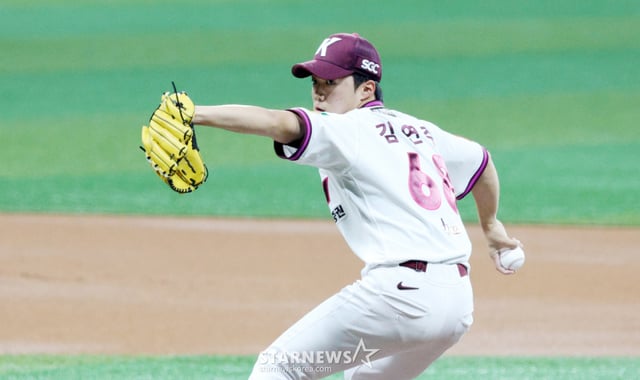 キウム右腕投手のキム·ヨンジュが22日、高尺スカイドームで開かれた2025KBOリーグサムスンライオンズとキウムヒーローズの試合で先発力投している。 2025.05.22./写真=カン·ヨンジョ cameratalks@