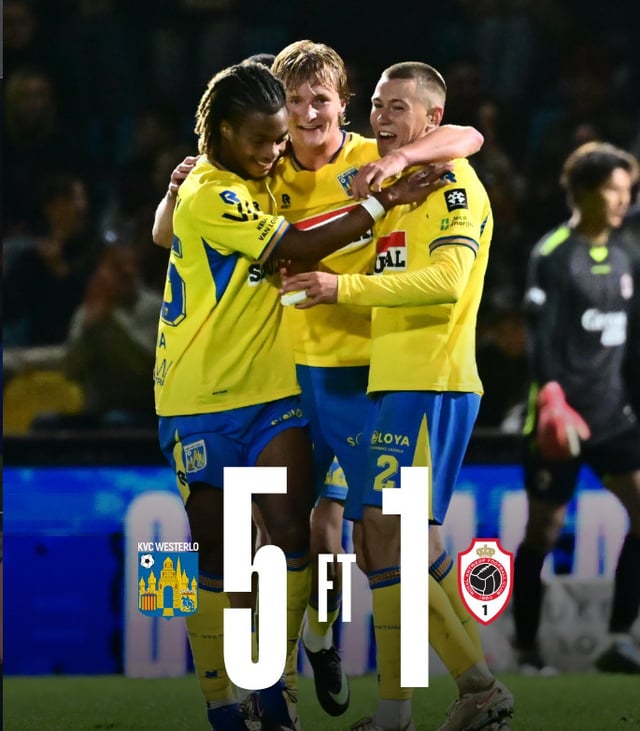 Vitesse secured a 5-1 victory over Royal Antwerp in their home match on the 12th (Korean time) at Het Kuipje in Vitesse, Belgium, in Round 8 of the "2026-2027 Belgian Jupiler Pro League." The photo shows the jubilant Vitesse players. /Photo=Vitesse SNS