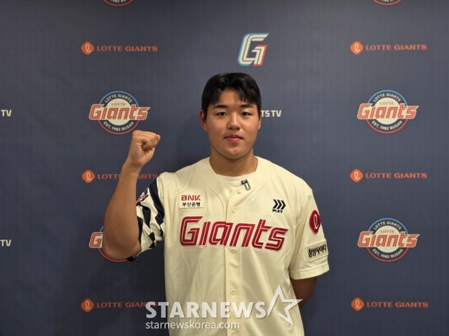 롯데 2027년 8라운드 신인 김규민이 10일 부산 LG전에서 스타뉴스와 인터뷰에 응했다. /사진=김동윤 기자