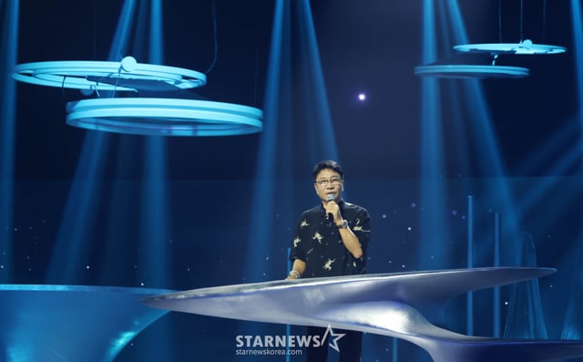 이수만 A2O 엔터테인먼트 비저너리 리더 겸 키 프로듀서가 12일 오후 경기 고양시 일산 킨텍스 2전시장에서 진행된 'WELCOME TO SOULITE From A2O SOUL A2O LITE'(웰컴 투 소울라이트 프롬 A2O 소울 A2O 라이트) 행사에서 비전을 발표하고 있다. /2026.10.12 /사진=이동훈 photoguy@