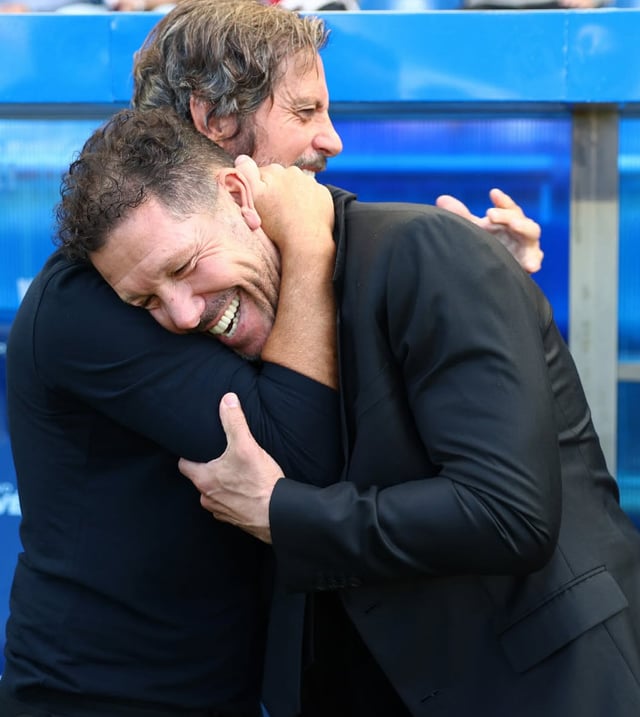 Atletico Madrid manager Diego Simeone (right). /Photo=Atletico Madrid official SNS