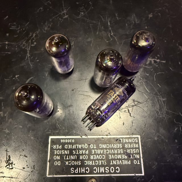 /Photo=Cosmic Chips