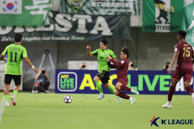 全北現代（チョンブク·ヒョンデ）-ヴィッセル神戸の試合場面。 /写真=韓国プロサッカー連盟提供