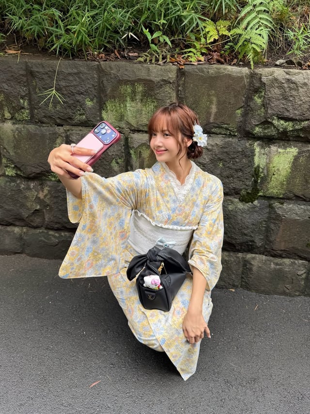 /Photo=BLACKPINK Lisa SNS