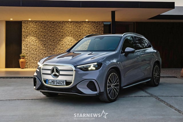 梅赛德斯-奔驰 GLC 300/照片=梅赛德斯-奔驰