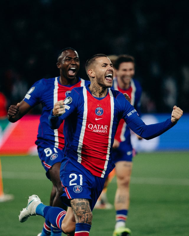 파리 생제르맹 뤼카 에르난데스가 21일 바르셀로나와의 UEFA 챔피언스리그 리그 스테이지 3차전 득점 이후 기뻐하고 있다. /사진=파리 생제르맹 SNS 캡처