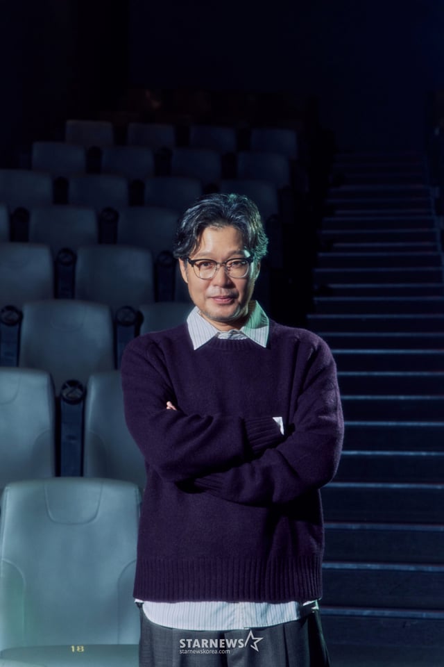 演员柳在明为接受21日进行的采访而摆姿势。/照片=(株)B4M Studio /2026年10月21日 /摄影=Kim Hwi-seon hwijpg@