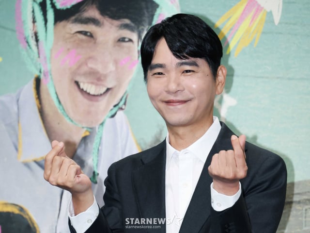 전 바둑기사 이세돌이 22일 오전 서울 여의도 KBS별관에서 진행된 알파고 대국 10주년 기념 '백수 이세돌' 제작발표회에 참석해 포즈를 취하고 있다. 2016년 알파고를 상대로 전설적인 1승을 거둔 뒤 바둑계를 떠난 '인류 대표 백수' 이세돌의 리얼 아날로그 생존기 '백수 이세돌'은 오는 23일 첫 방송된다. /2026.10.22 /사진=이동훈 photoguy@