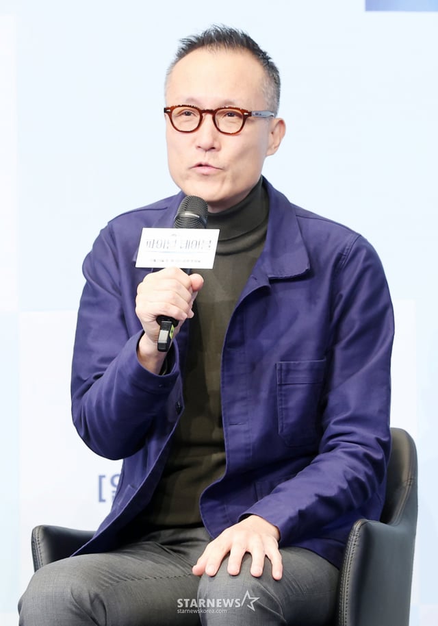 김도훈 감독이 22일 서울 구로구 더 링크 호텔에서 진행된 JTBC 토일 드라마 '파이널 테이블' 제작발표회에 참석해 질의응답을 하고 있다./2026.10.22 /사진=김휘선 hwijpg@