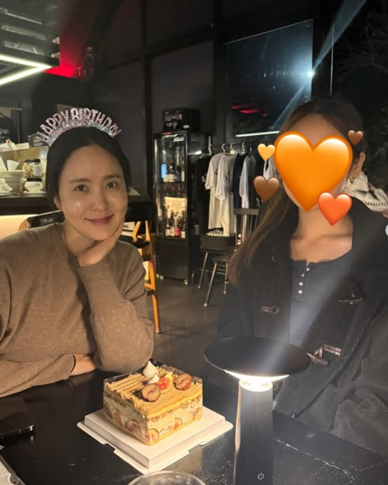 박지윤과 그의 딸/사진=박지윤 SNS