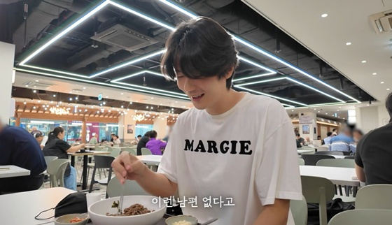 Ki Sung-yueng /ảnh=Chụp màn hình kênh YouTube của Han Hye-jin