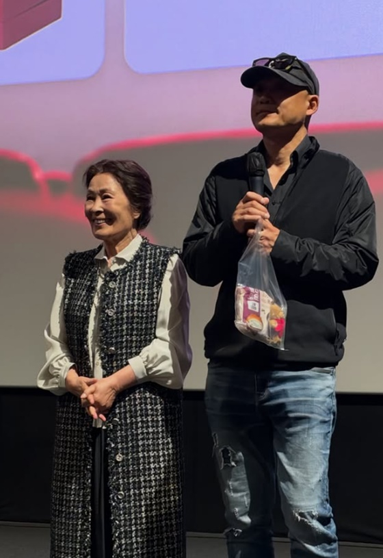 Kim Hye-ja, Director Song Il-gon / Photo = Plus M Entertainment SNS