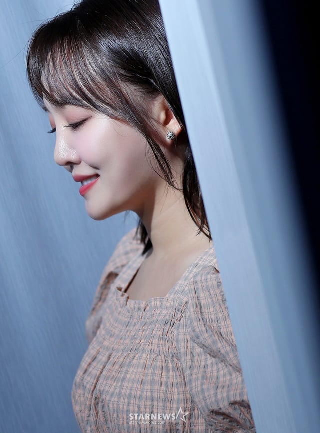 歌手尹夏 /照片=金昌贤