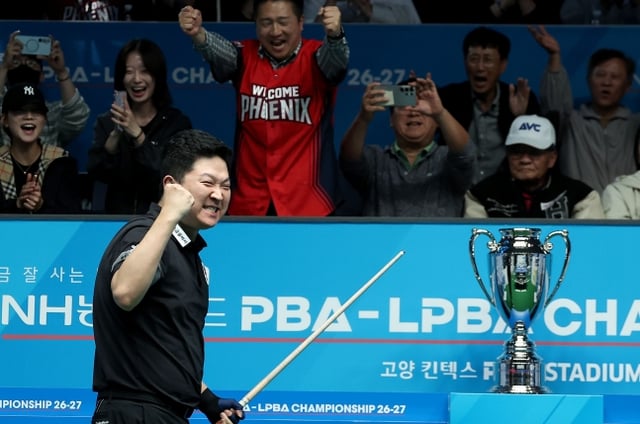 조건휘가 27일 경기도 고양시 '고양 킨텍스 PBA 스타디움'에서 열린 프로당구 2026-2027시즌 5차 투어 '지금 잘 사는 방법 zgm NH농협카드 PBA-LPBA 챔피언십' PBA 결승전에서 챔피언십 포인트를 낸 뒤 포효하고 있다. /사진=PBA 투어 제공
