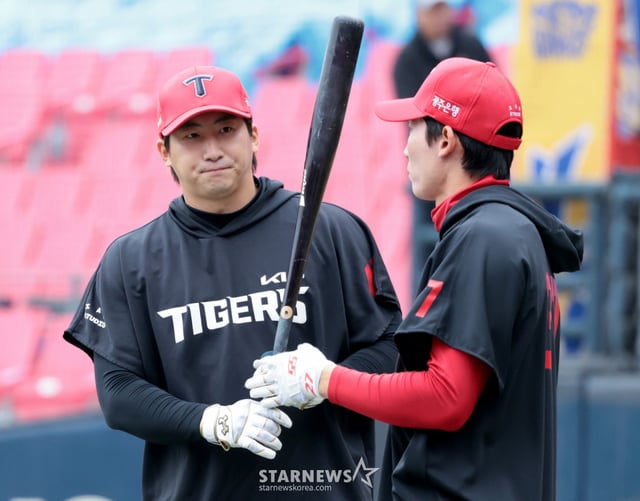 KIA 나성범이 29일 광주 KIA챔피언스필드에서 열린 2026KBO리그 플레이오프 KIA타이거즈와 삼성라이온즈 3차전을 앞두고 타격훈련을 하고 있다. 2026.10.29. /사진=강영조 cameratalks@
