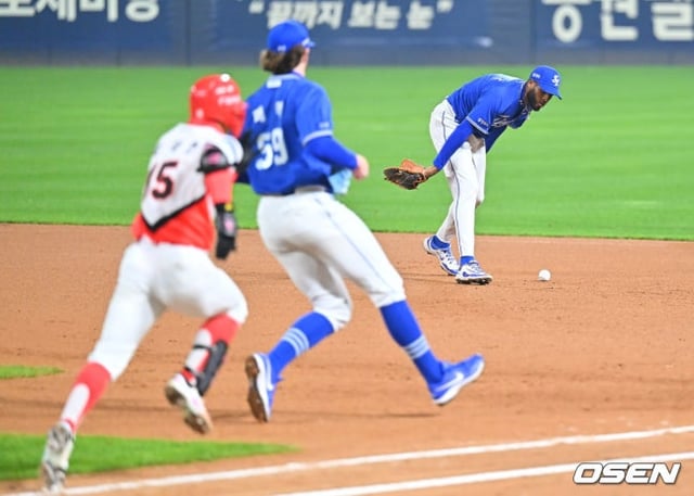 디아즈의실책 장면.