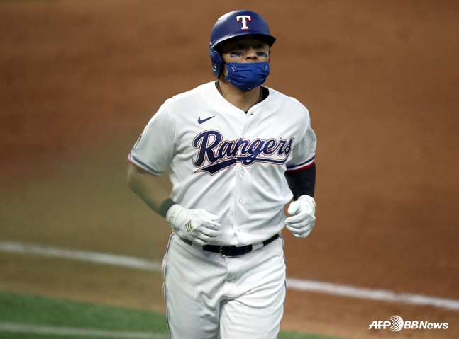 Choo Shin-soo at the time of playing in the game, which was held without spectators in July 2020. /AFPBBNews=News1