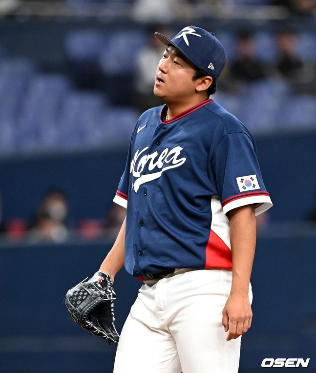 Đội tuyển bóng chày quốc gia Hàn Quốc Song Seung-gi đang bày tỏ sự tiếc nuối về quyết định sẽ xem xét trong trận đấu giao hữu với Orix Buffaloes vào ngày 3.