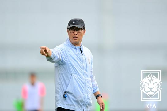 Kim Jung-soo, the new coach of the U-20 national soccer team. /Photo = Courtesy of the Korea Football Association