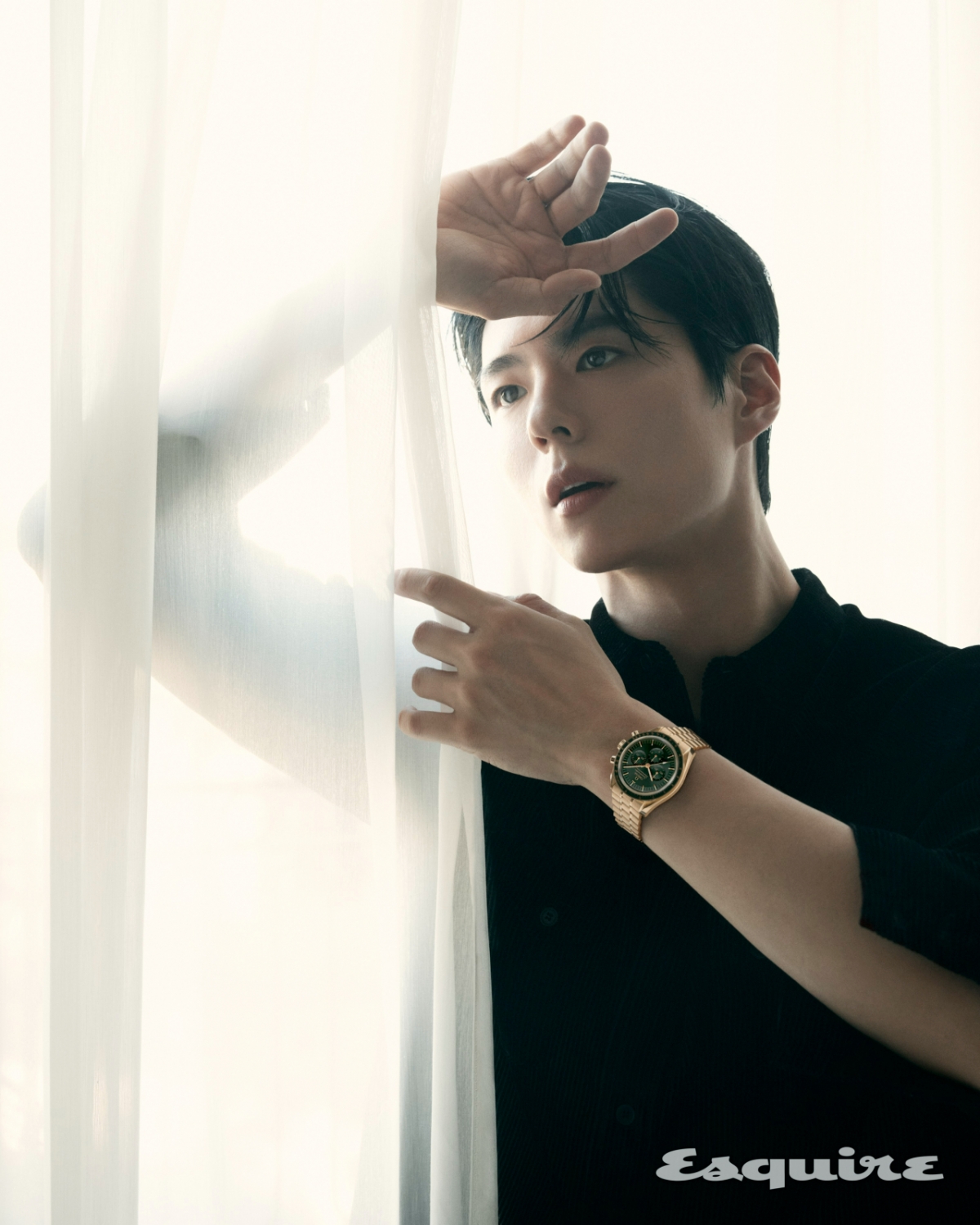 /写真=エスクァイア、オメガ