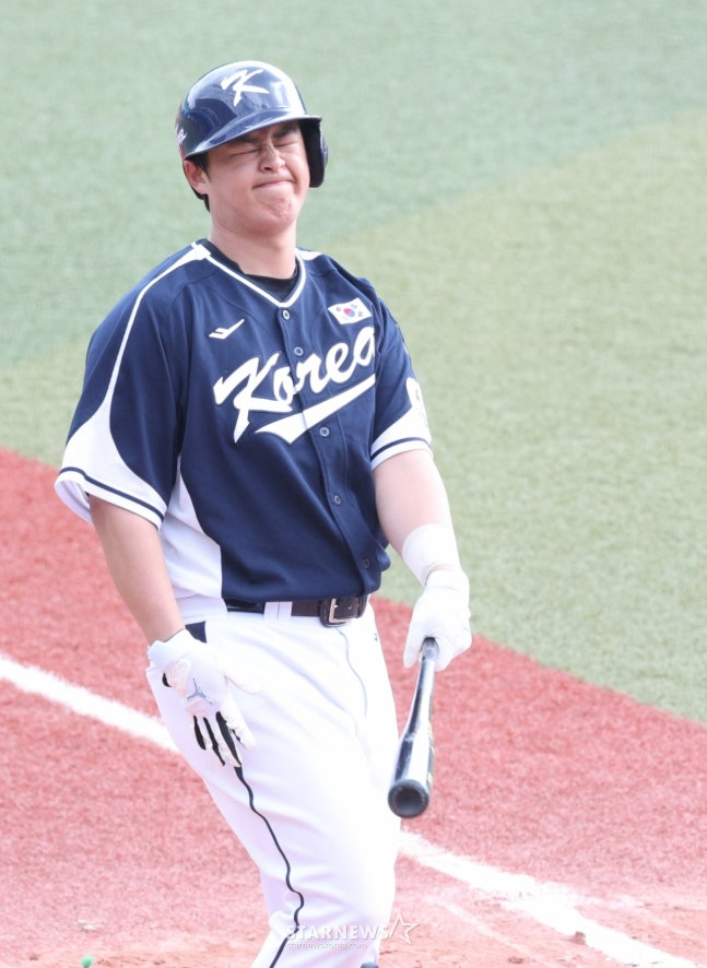 Но Си Хван, который играет на бите в тренировочном матче против Ханва, состоявшемся на Окинаве в феврале. /Фото = Ожидание Ким Чжин Гёна 