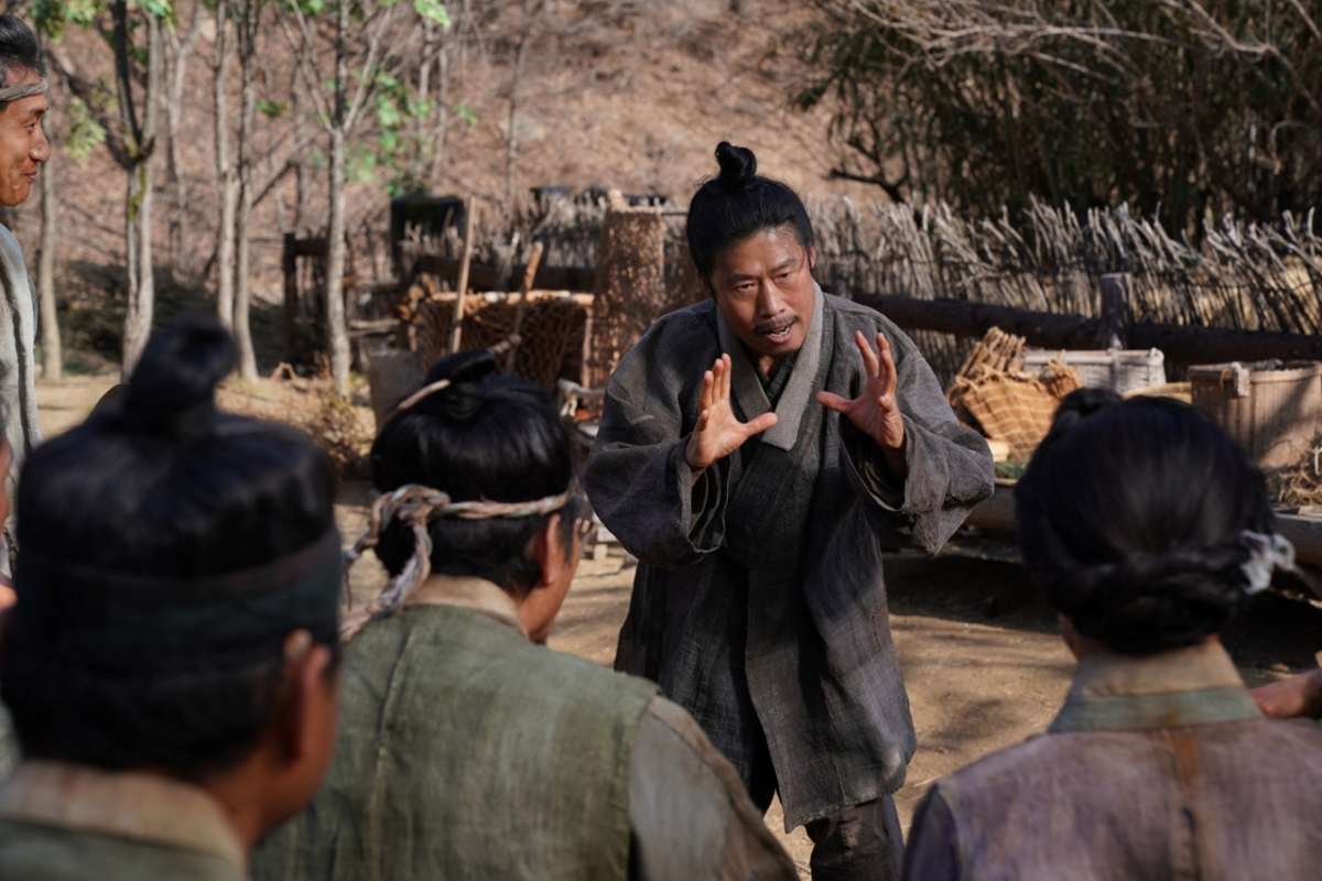 Человек, живущий с королем / Фото = Showbox 