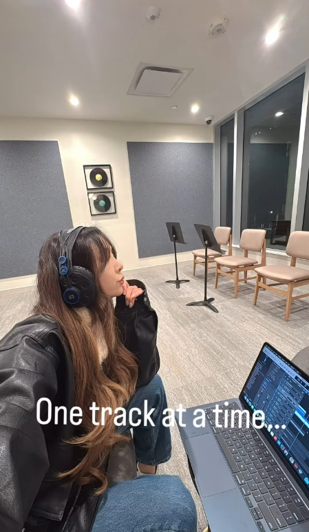 /Ảnh = SNS của Gina