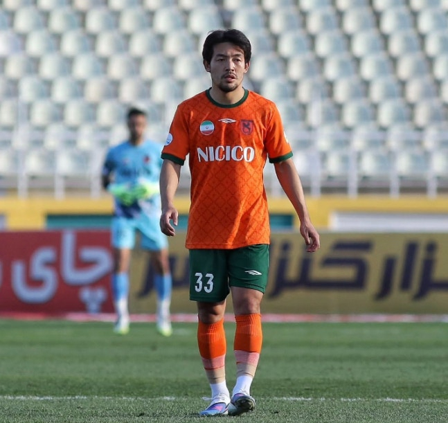 Играл в иранской профессиональной лиге. /Фото =Захват социальной сети Месрафсанджан