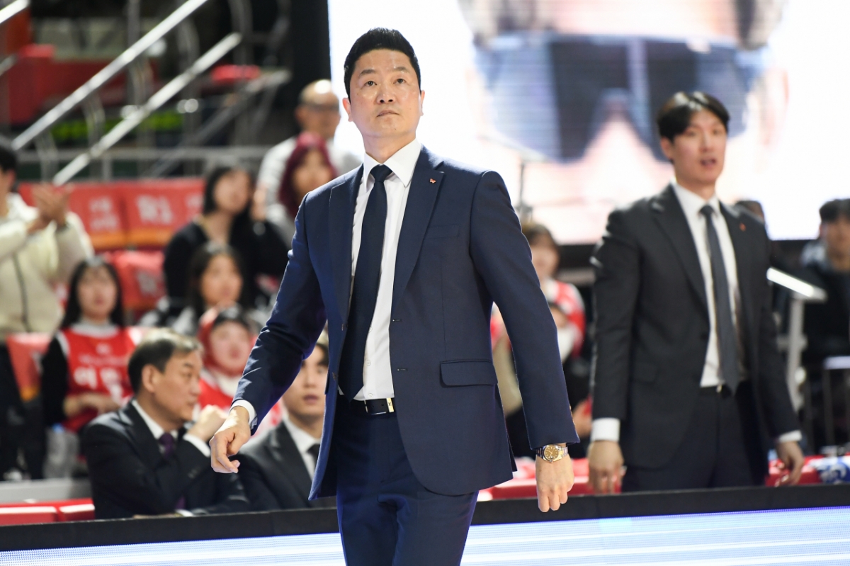 ソウルSKのチョン·ヒチョル監督。 /写真=KBL提供