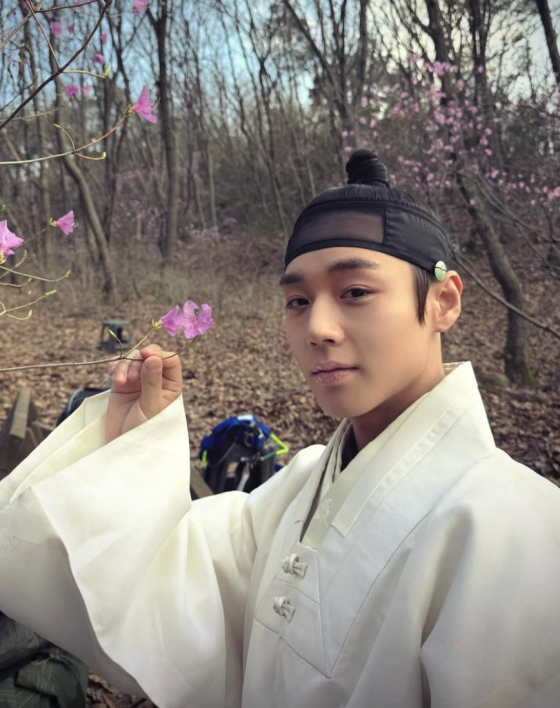 Park Ji Hoon / Ảnh = SNS chính thức của YY Entertainment