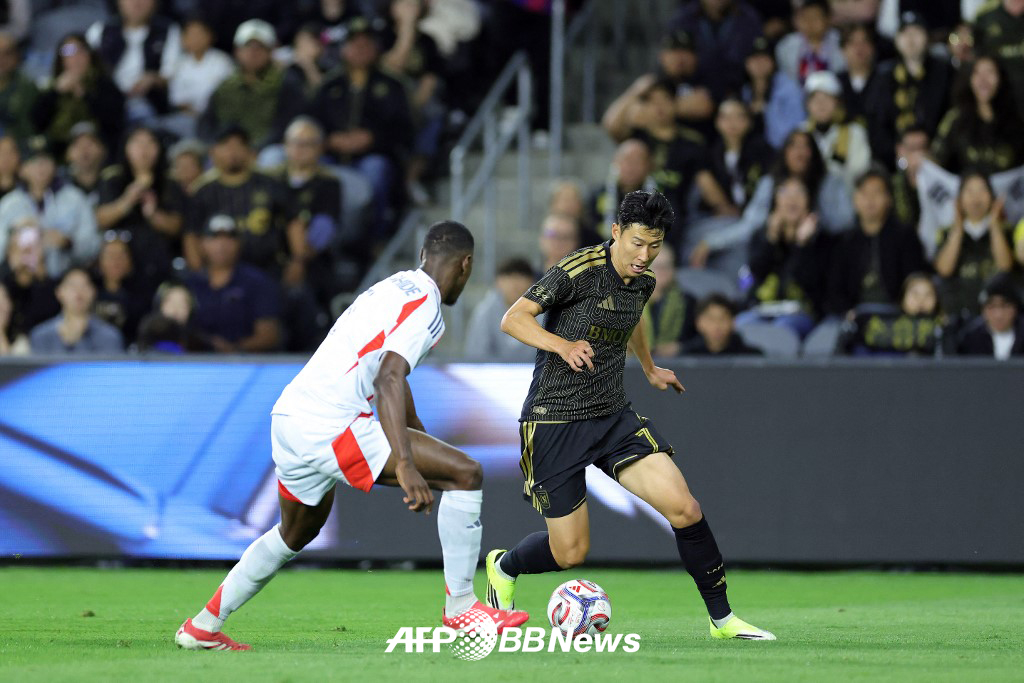 8日、FCダラス戦に出場したロサンゼルス（LA）FCのソン·フンミン。 /AFPBBNews=ニュース1