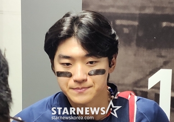 8日、台湾戦を終えた後、取材陣と会った金ドヨン。 /写真=朴スジン記者