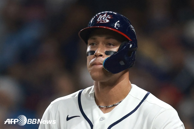 Aaron Jersey ở Mỹ. /AFPBBNews = Tin tức 1