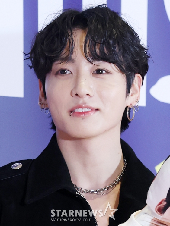 =防弹少年团（BTS）成员 정국国。