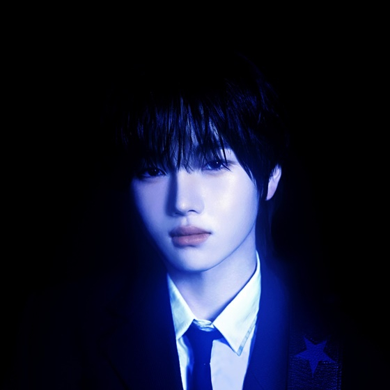 /Cung cấp ảnh = NO MORE BLUE 