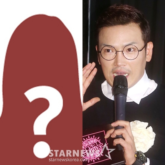 Ведущий Дин-дон (справа) / Фото = Звездные новости 