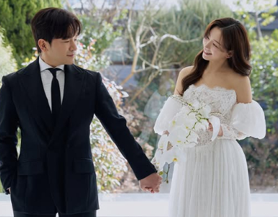 /写真=イ·ミヌ SNS