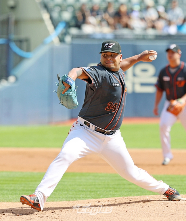 Sánchez in the days of Hanwha. /Photo = Hanwha Eagles
