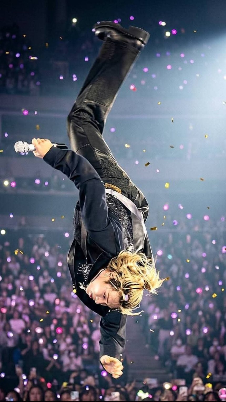 Girls, Don't Cry! BTS Jimin's Acrobatic Fantasy Performance Stuns