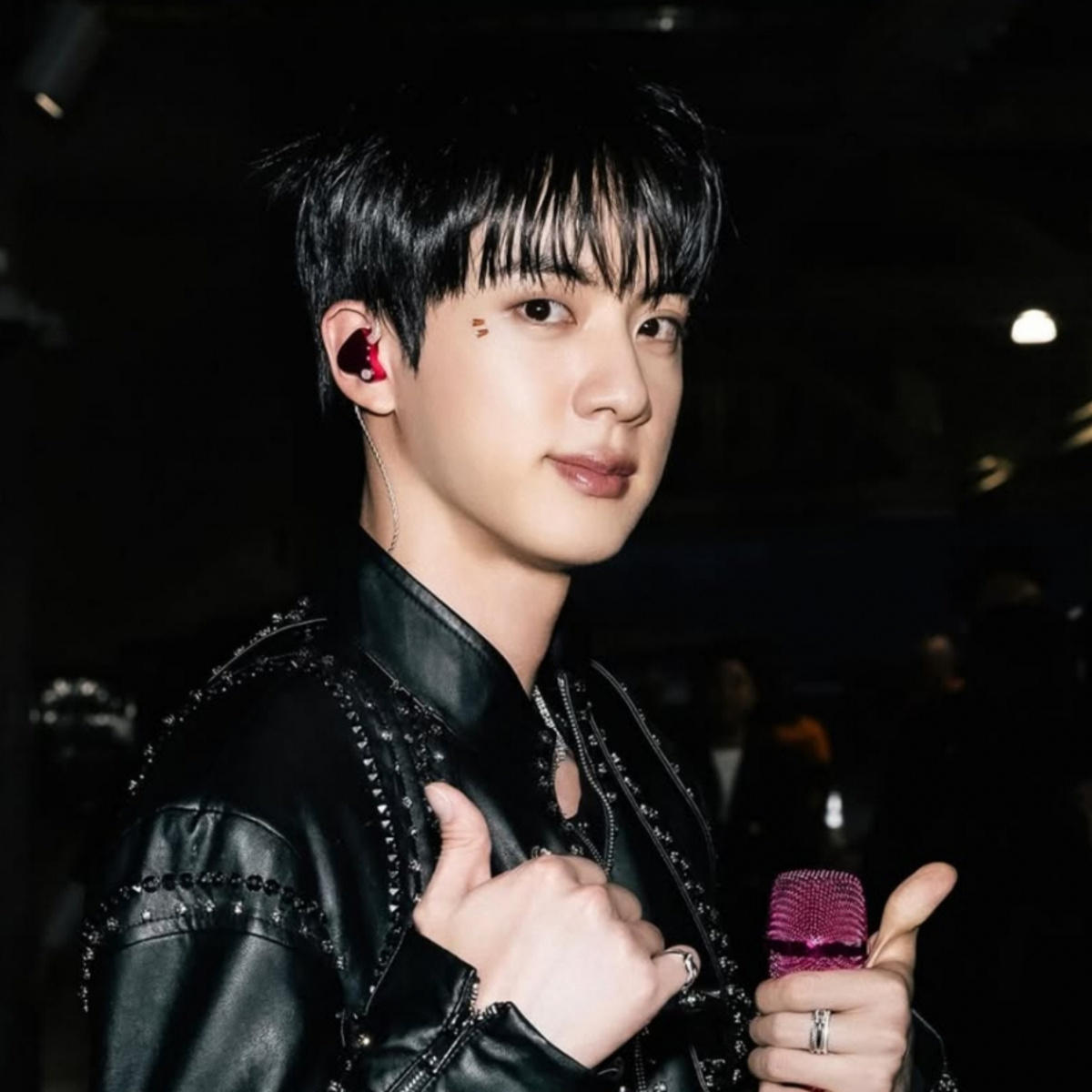 BTSのジン『Don't Say You Love Me』がメキシコのハウスラジオで1位を