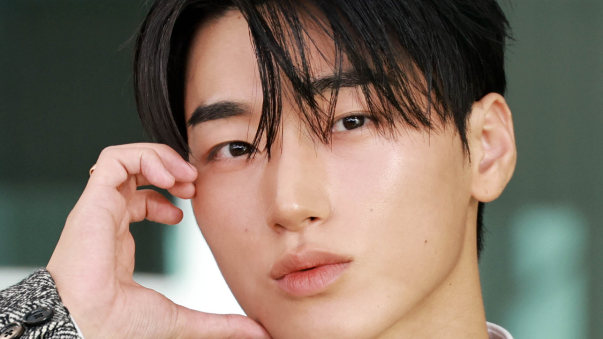 ATEEZ産「致命的な唇～' [☆フォトブック] | STARNEWS