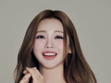 가수 홍지윤 SM C&C 전속계약