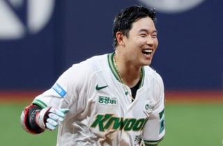 '이럴수가!' 조병현 연이틀 무너뜨린 김웅빈, KBO 45년 역사 최초 '동일 투수 상대 연속 끝내기' 대기록